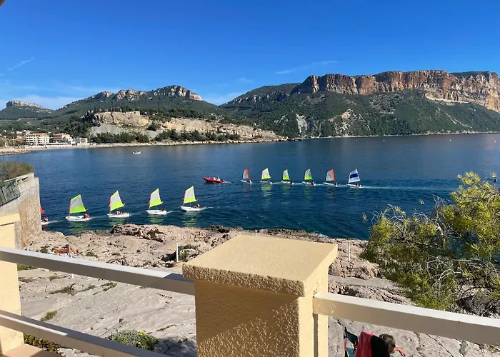Le Son Des Vagues Cassis
